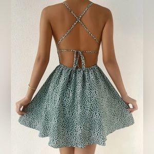 Ditsy Floral Print Criss Cross Tie Backless Cami Dress